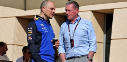 Jos Verstappen ne voit pas le départ de Lambiase pousser Max vers la sortie