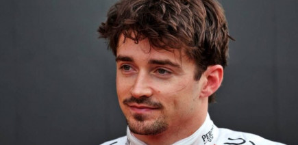 Charles Leclerc réaffirme son amour pour Ferrari malgré l’attente : "C’est une famille"