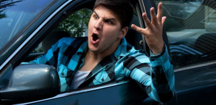 Insultes, coups de klaxon... : les fêtes de fin d'années ne sont pas de tout repos sur la route