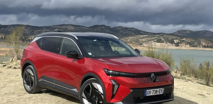 En janvier, le "miracle" Renault ne parvient pas à masquer l’aridité du marché automobile professionnel