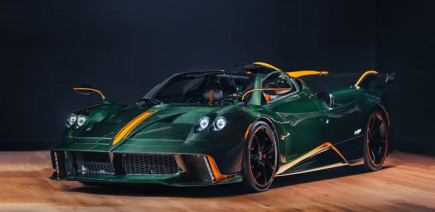 Pagani s’auto-célèbre avec une Huayra au V12 de 834 ch