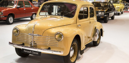 Renault 4 CV : née dans la clandestinité sous l’Occupation, elle a mis la France sur les routes