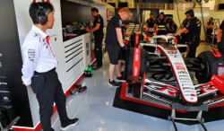 Komatsu anticipe un choc en qualifications à Melbourne pour l’entrée dans l’ère 2026