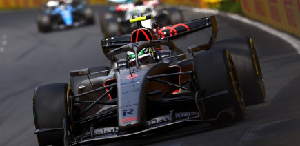 Bortoleto révèle avoir dépassé des voitures "par erreur"