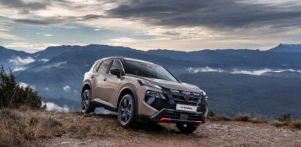 En option, le nouveau Nissan X-Trail restylé ose une calandre presque « Audi Sport »