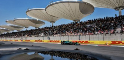 A quelle heure sera donné le départ de la course ce dimanche?