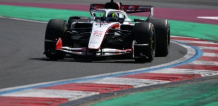 Haas F1 a un niveau 'encourageant' et joue le top 10 à chaque séance