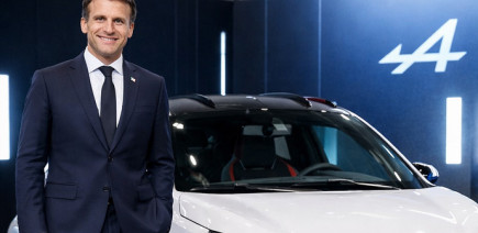 Pour répondre à Trump, Macron choisit l’Alpine A290 électrique comme fierté française automobile plutôt que les DS