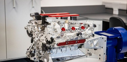 La FIA prête à lâcher la technologie hybride pour favoriser un retour des V8, modernes et propres