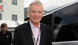 Hill charge Mosley : une intelligence au service de la division