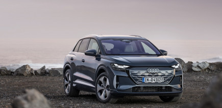 Audi Q4 e-tron restylé : design, autonomie, recharge… ce qui change en 2026