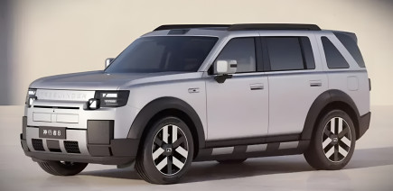 Voici le nouveau Freelander à prolongateur d’autonomie venu de Chine