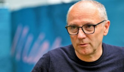 Domenicali attaque les 'puristes' qui critiquent les F1 de 2026