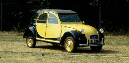 La 2CV fait son grand retour chez Citroën en électrique : premier aperçu au Mondial de l’Auto 2026