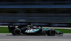 EL1 - Antonelli et Mercedes déjà d'aplomb, Albon percute une marmotte