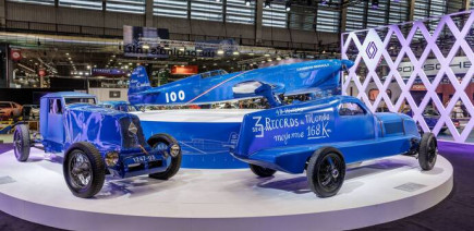 L’envol du losange : Renault fait revivre ses « Flèches Bleues » ce week-end à La Ferté-Alais