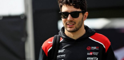 Ayao Komatsu entretient le doute sur l’avenir d’Esteban Ocon chez Haas