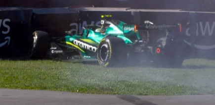 'Je n'étais plus qu'un passager' : Alonso explique son crash en SQ1