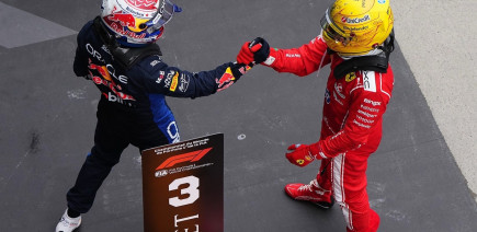 Hamilton et Verstappen taclent encore la F1 2026 malgré le spectacle