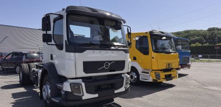 Renault Trucks Blainville-sur-Orne : on a visité l’usine qui fabrique le plus de camions électriques en France