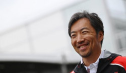 Komatsu raconte comment Sato l'a aidé à lancer sa carrière