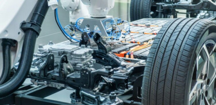 Cette nouvelle taxe chinoise sur les batteries pourrait-elle faire grimper le prix des voitures électriques ?