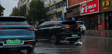 Insolite : le moteur de ce SUV électrique chinois se décroche en roulant, le constructeur réagit
