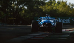 A quelle heure sera donné le départ de la course ce dimanche?