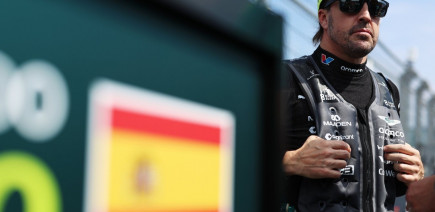 Alonso repousse encore l'échéance : son avenir reste en suspens