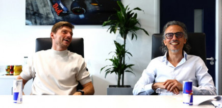 Red Bull prévient après la prolongation de Verstappen : "Nous n'en avons pas fini"