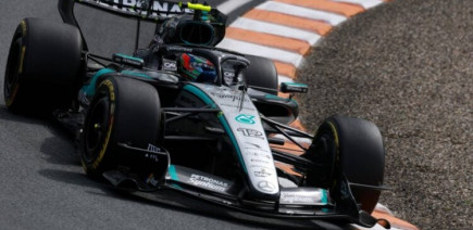 Kimi Antonelli frappe fort pour la rentrée à Zandvoort, les favoris dans un mouchoir