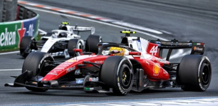 Ferrari appelée à sacrifier Leclerc pour Hamilton dans la course au titre