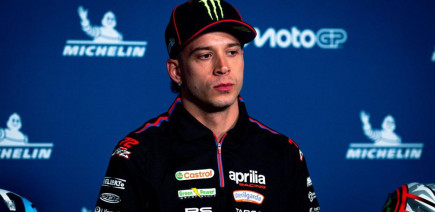 GP d'Aragon de MotoGP - La réaction de Marco Bezzecchi à l'arrivée de la course sprint : "Être proche des frères Marquez en Aragon ça me va"