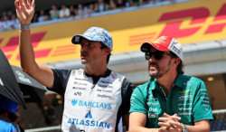 Carlos Sainz accuse Alonso d'avoir provoqué sa pénalité à Madrid