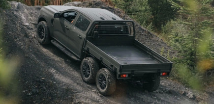 Ce Ford Ranger embarque six roues pour une mission très sérieuse