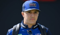 Hadjar retrouvera sa Red Bull à Bakou après trois courses d'absence
