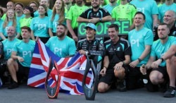 'Notre tension a explosé' : Mercedes F1 raconte la fin de course de Russell