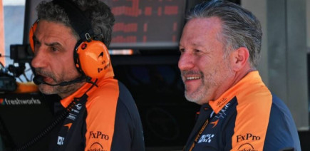 McLaren prêt à suivre Red Bull en développant son propre moteur de F1 ? Pas à court terme...