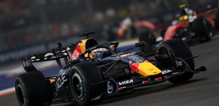 Verstappen résiste aux Ferrari pour signer la vraie pole à Singapour