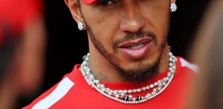 Lewis Hamilton assume son erreur à Singapour : "Une leçon douloureuse pour Ferrari"