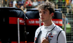 Tensions entre Bearman et Ferrari : Oliver veut un contrat avec clause de sortie !