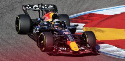 Verstappen veut une F1 plus simple : 'le frein et l'accélérateur doivent décider du chrono'