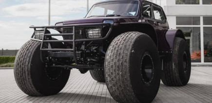 Il manque un petit quelque chose au boss de fin des Lada Niva