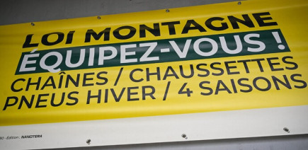 Pneus, chaînes, chaussettes : êtes-vous vraiment en règle pour le retour de la Loi montagne ?
